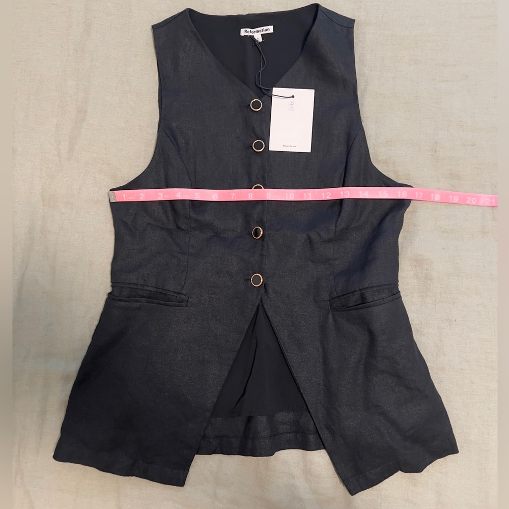 Reformation Aspen Top - Picture 5 of 5